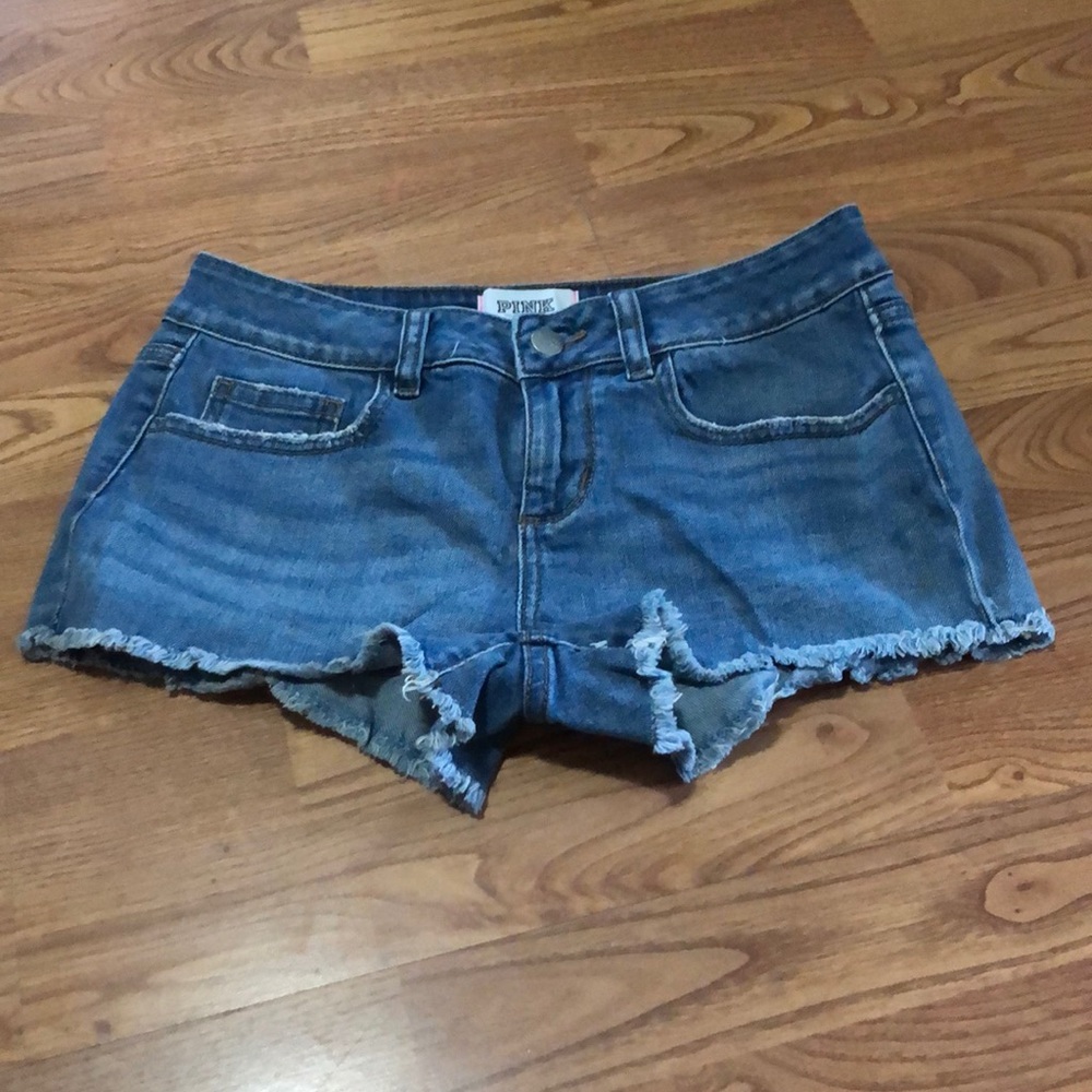 Victoria’s Secret PINK cutoff jean shorts. 4, BNWT